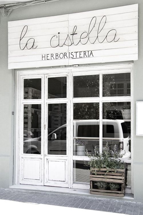 decoracion_exterior_comercios_cafeterias_restaurantes_sencillo_blog_apm_interiorismo_diseño_1