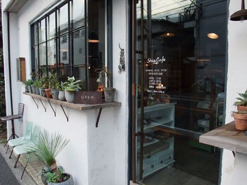 decoracion_exterior_comercios_cafeterias_restaurantes_sencillo_blog_apm_interiorismo_diseño_4