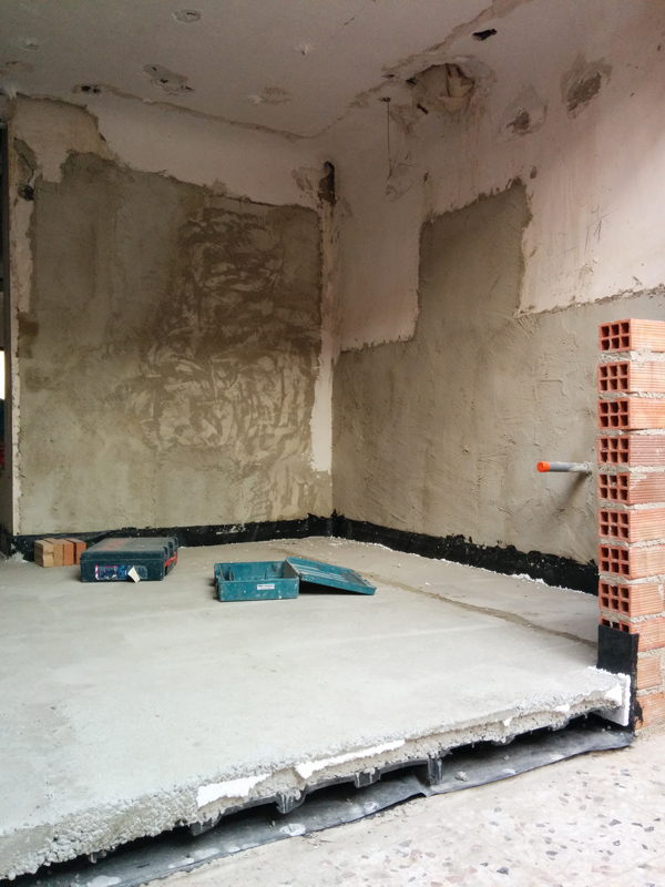 tratamiento_contra_la_humedad_casamya_reforma_integral_blog_ana_pla_interiorismo_decoracion_10