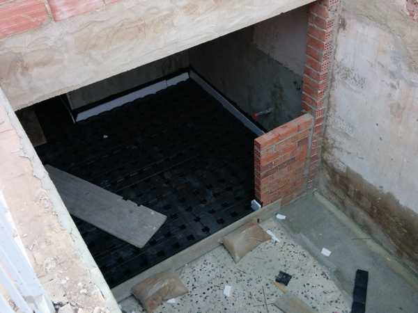 tratamiento_contra_la_humedad_casamya_reforma_integral_blog_ana_pla_interiorismo_decoracion_6